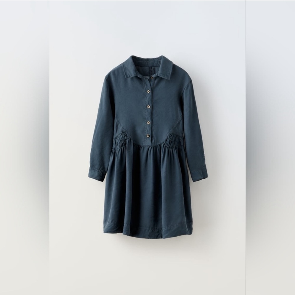 ✨SALE ✨ ZARA SHIRTDRESS WITH RUCHING
✨SALE ✨
